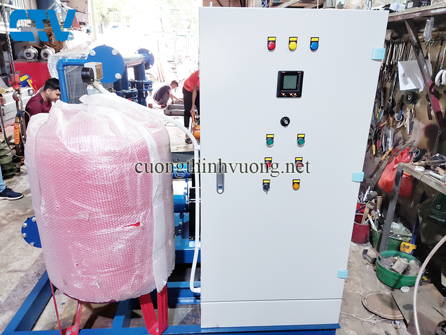 Tủ điện biến tần điều khiển động cơ máy bơm tăng áp 37Kw